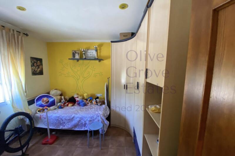 3 bedroom Country House for sale