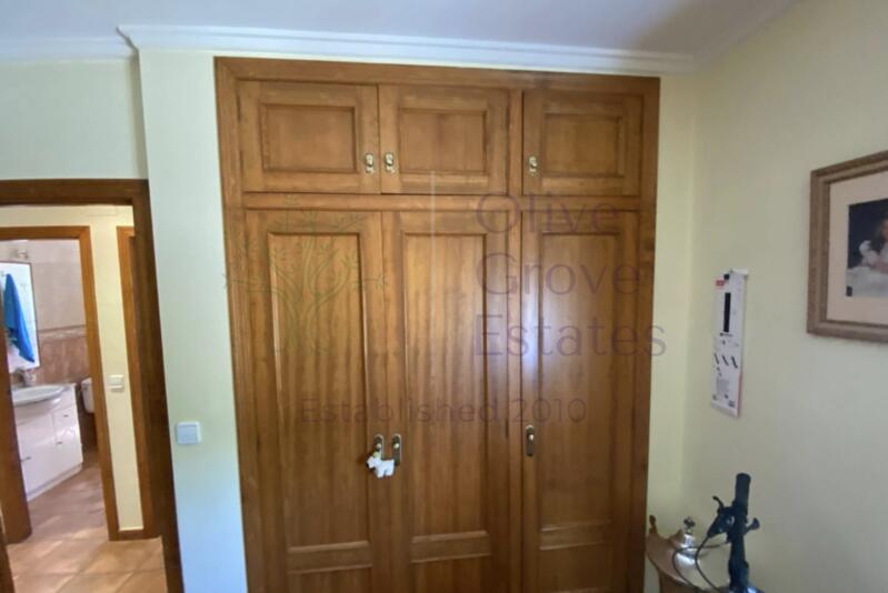 3 bedroom Country House for sale