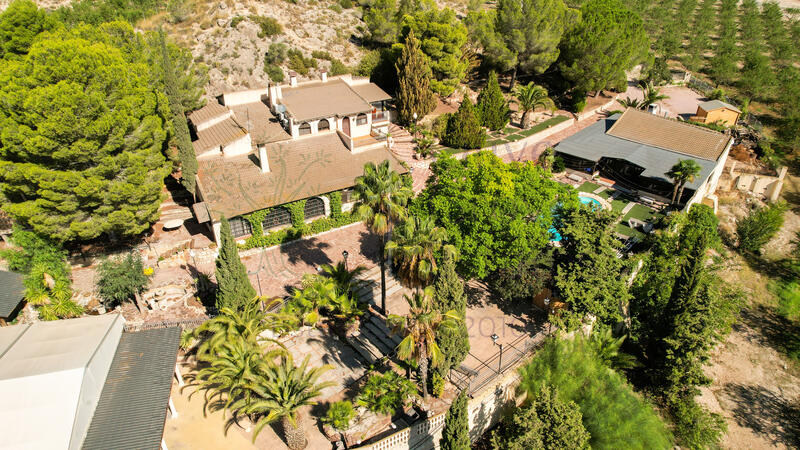 7 bedroom Country House for sale