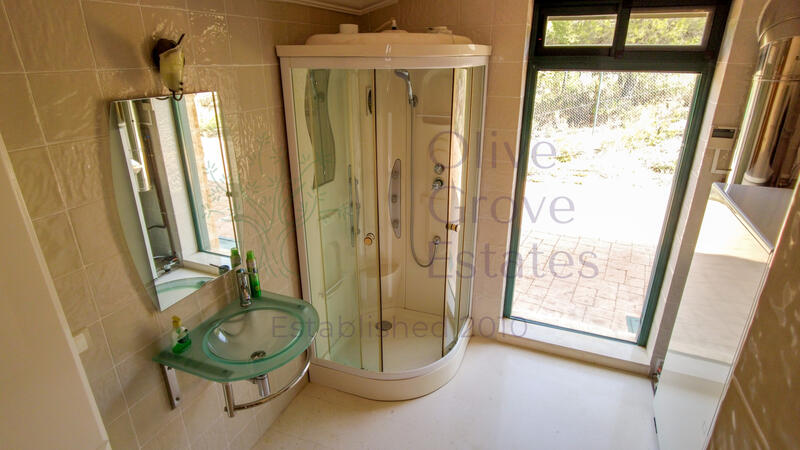 Villa for sale