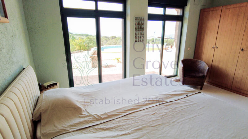 Villa for sale