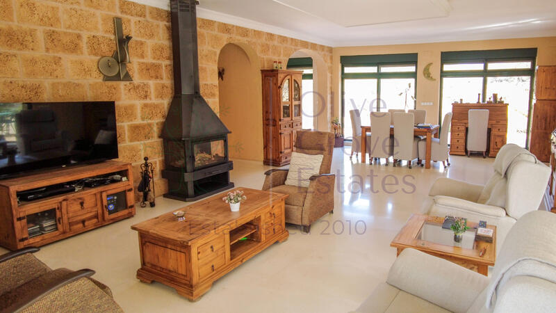 Villa for sale