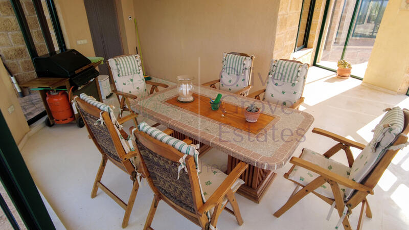 Villa for sale
