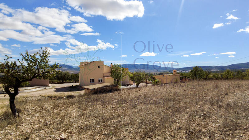 4 soverom Villa til salgs 4 soverom Villa til salgs