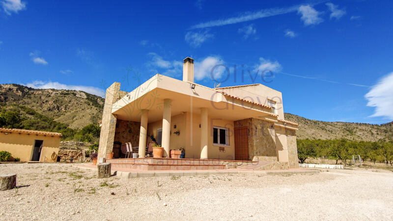 4 soverom Villa til salgs 4 soverom Villa til salgs