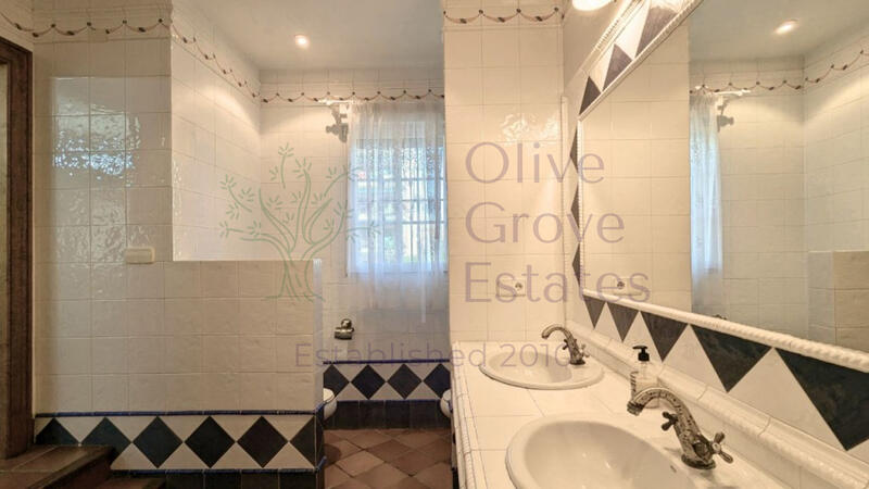 4 bedroom Villa for sale