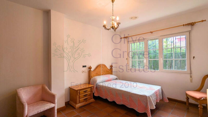 4 bedroom Villa for sale