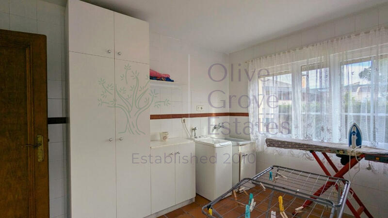 4 bedroom Villa for sale