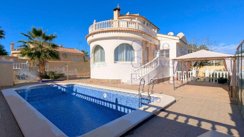 3 bedroom Villa for sale