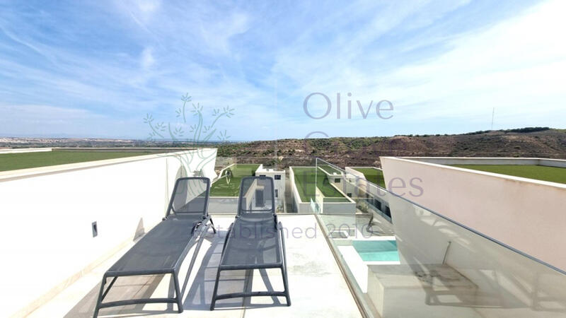 4 Cuarto Villa en venta