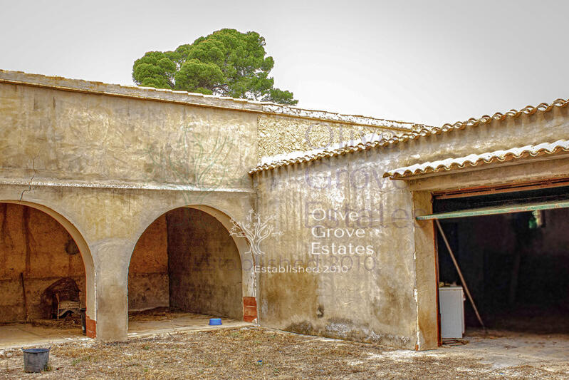 10 bedroom Country House for sale 10 bedroom Country House for sale