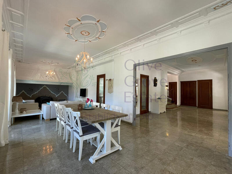 7 bedroom Country House for sale