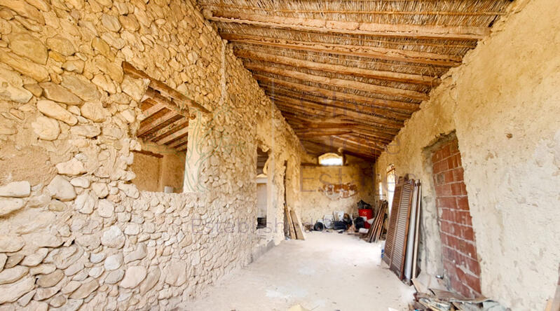 1 bedroom Country House for sale 1 bedroom Country House for sale