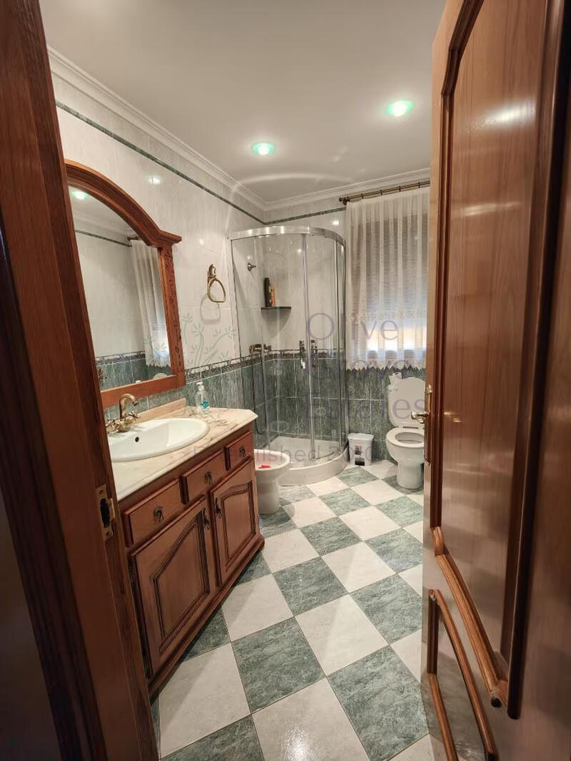 5 bedroom Villa for sale