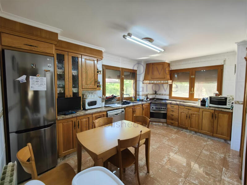 5 bedroom Villa for sale