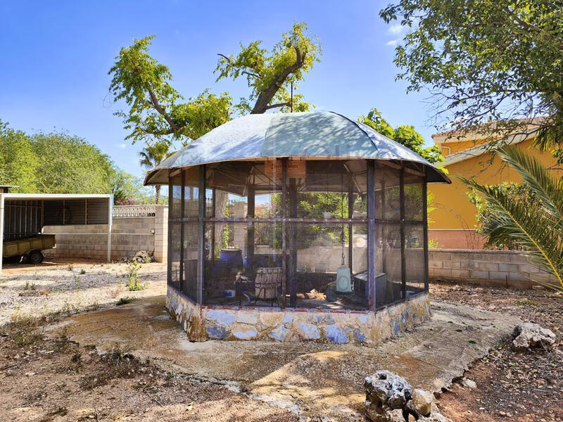 5 bedroom Villa for sale