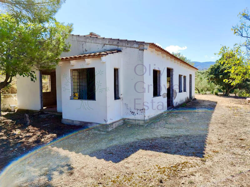 3 bedroom Country House for sale