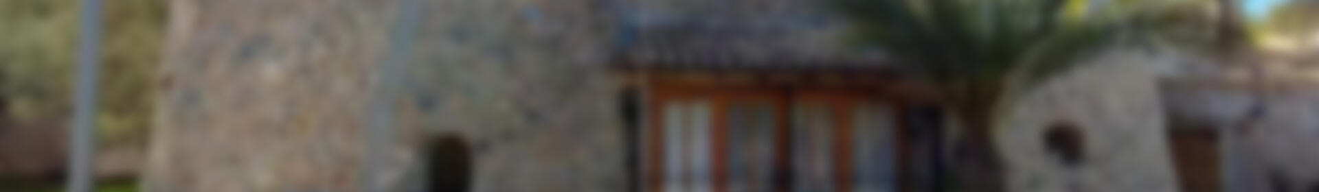 5 soveværelse Grottehus til salg