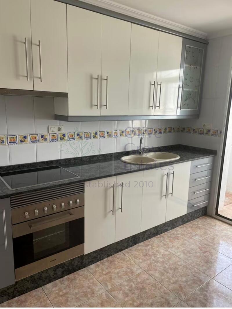 Apartamento en venta en Caudete, Albacete