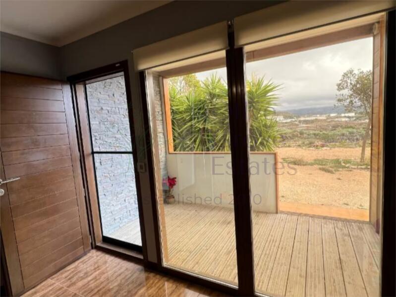 1 bedroom Country House for sale 1 bedroom Country House for sale