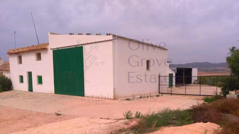 5 sovrum Lantställe till salu 5 sovrum Lantställe till salu