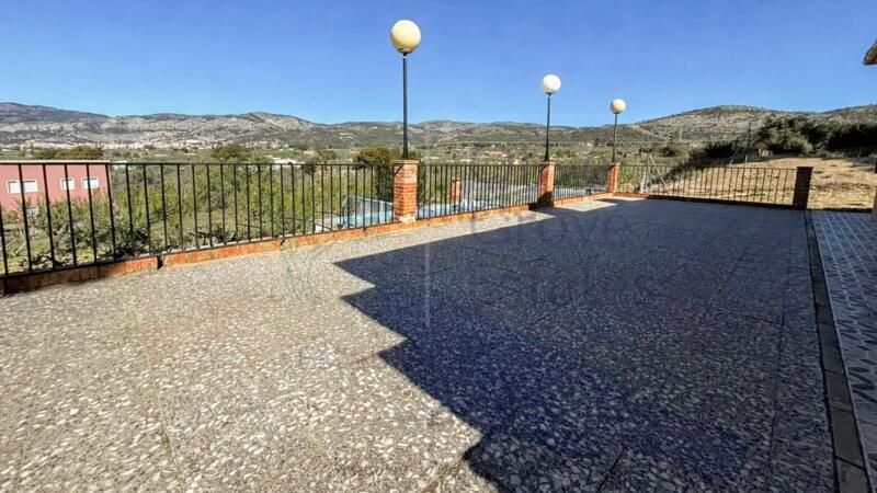 4 soverom Herregård til salgs