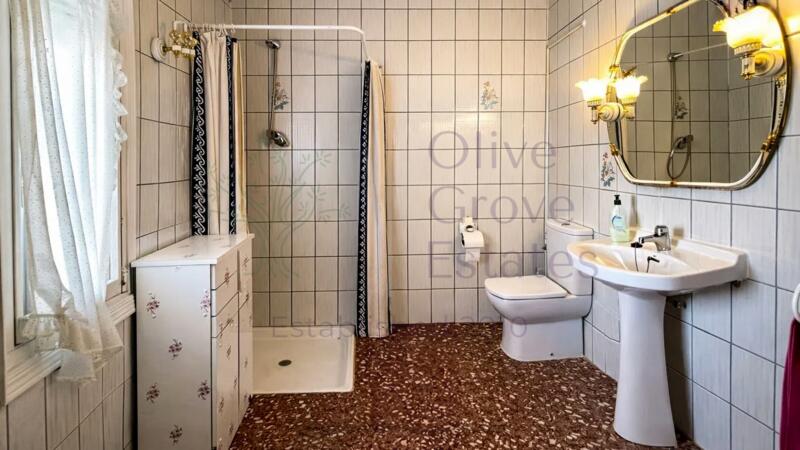 4 soverom Herregård til salgs