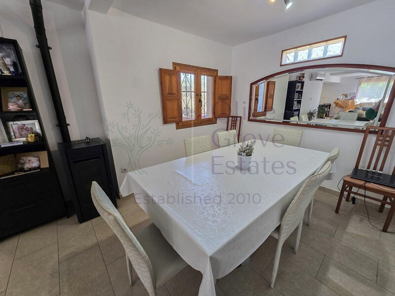 4 chambre Auberge à vendre 4 chambre Auberge à vendre