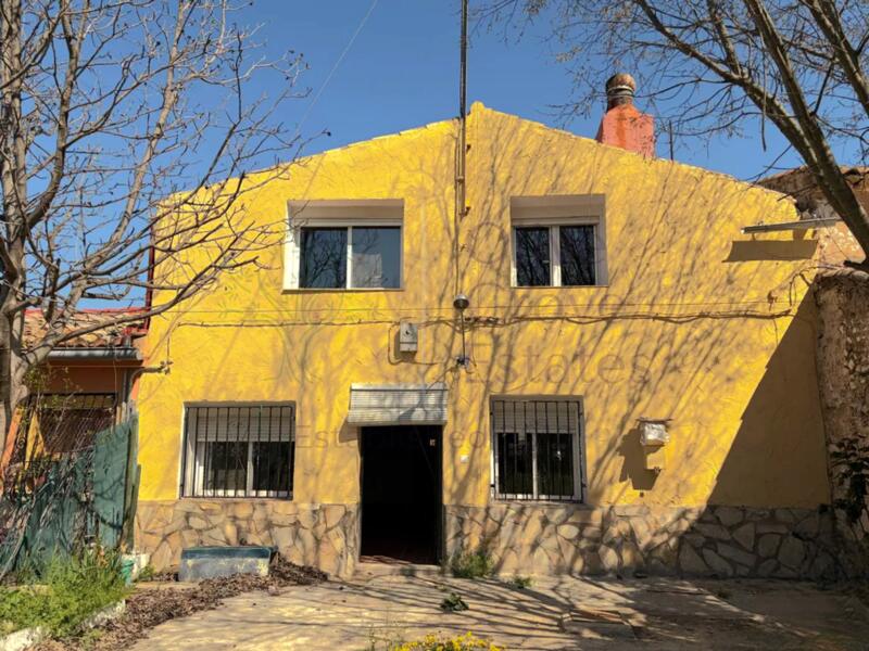 Villa for sale in Villena, Alicante