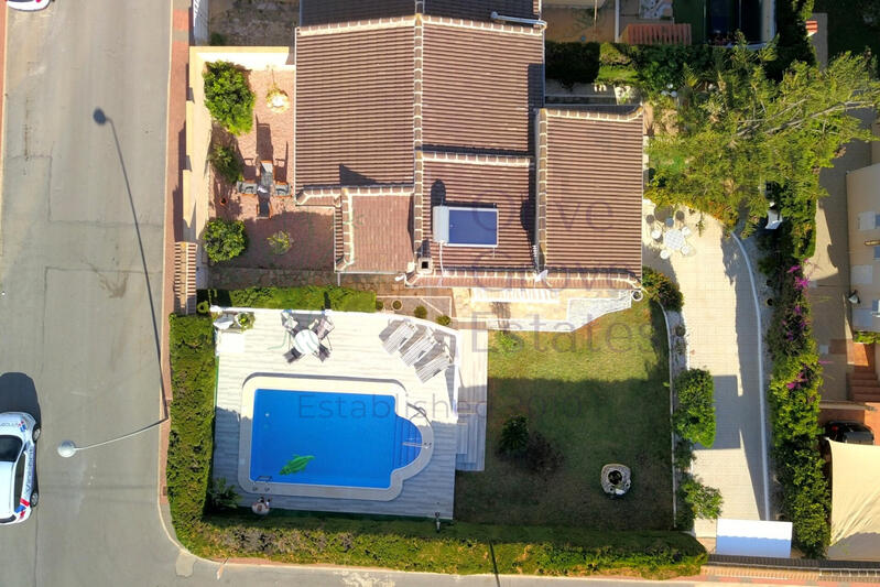 4 bedroom Villa for sale