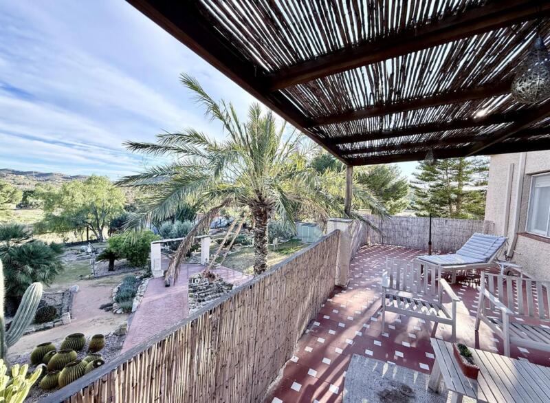 5 bedroom Land for sale