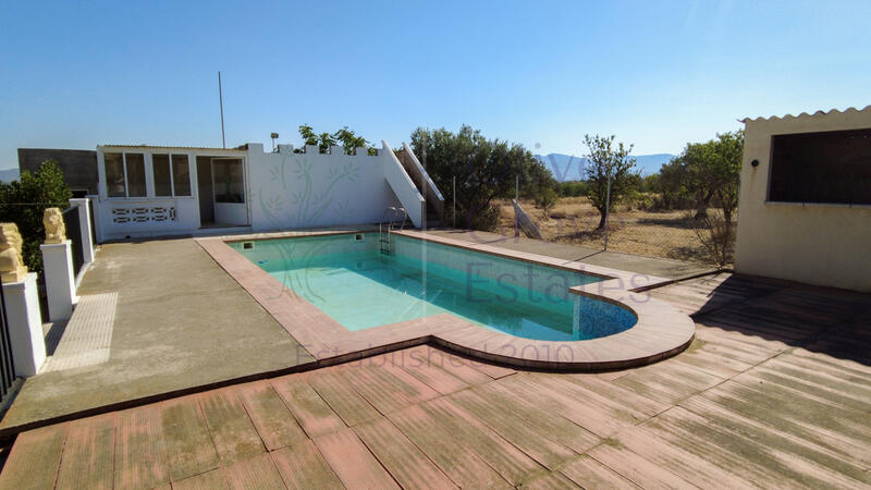 3 bedroom Country House for sale