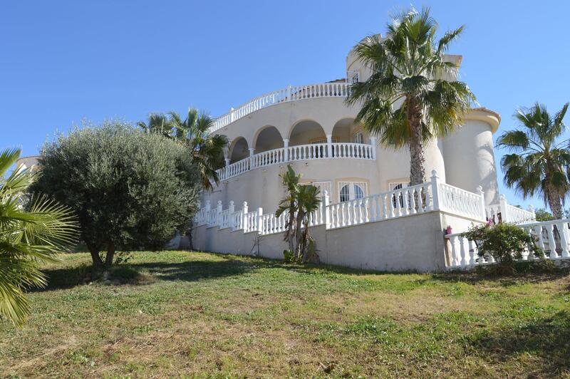 Villa til salg i Ciudad Quesada, Alicante