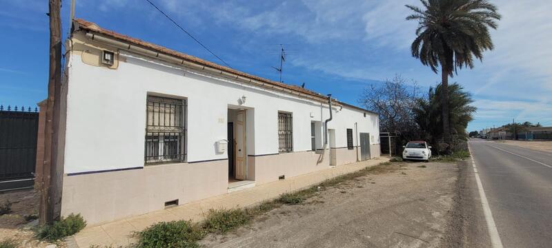 Country House for sale in Almoradí, Alicante