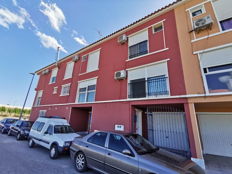 Townhouse for sale in Dolores, Alicante