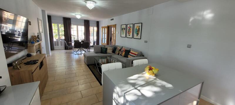 4 bedroom Villa for sale