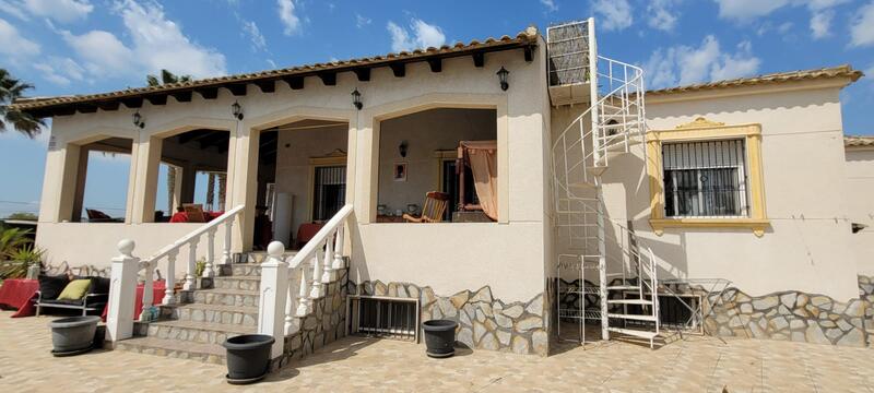 7 Cuarto Villa en venta