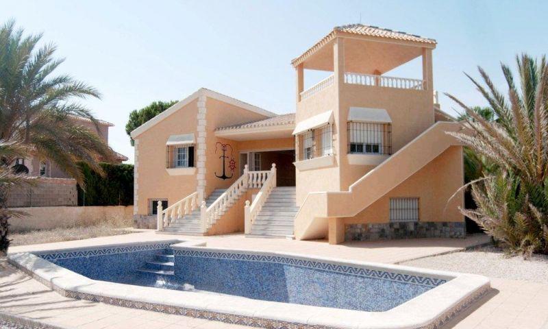 3 Cuarto Villa en venta