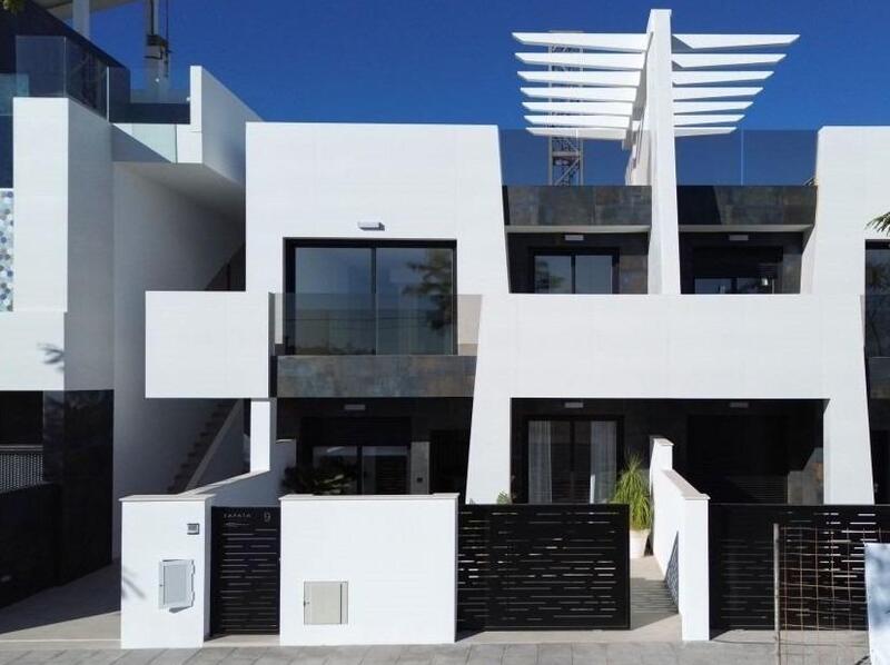 Villa à vendre dans Pilar de la Horadada, Alicante