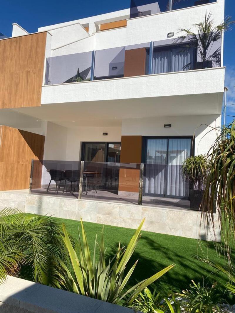 2 Cuarto Villa en venta