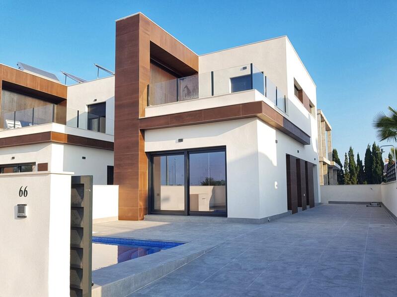 Villa à vendre dans Daya Nueva, Alicante