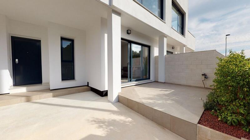 Villa for sale in Santiago de la Ribera, Murcia