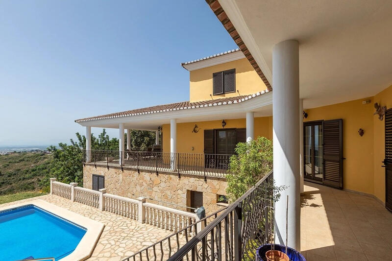 4 bedroom Villa for sale