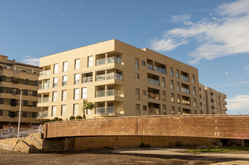 2 slaapkamer Appartement Te koop