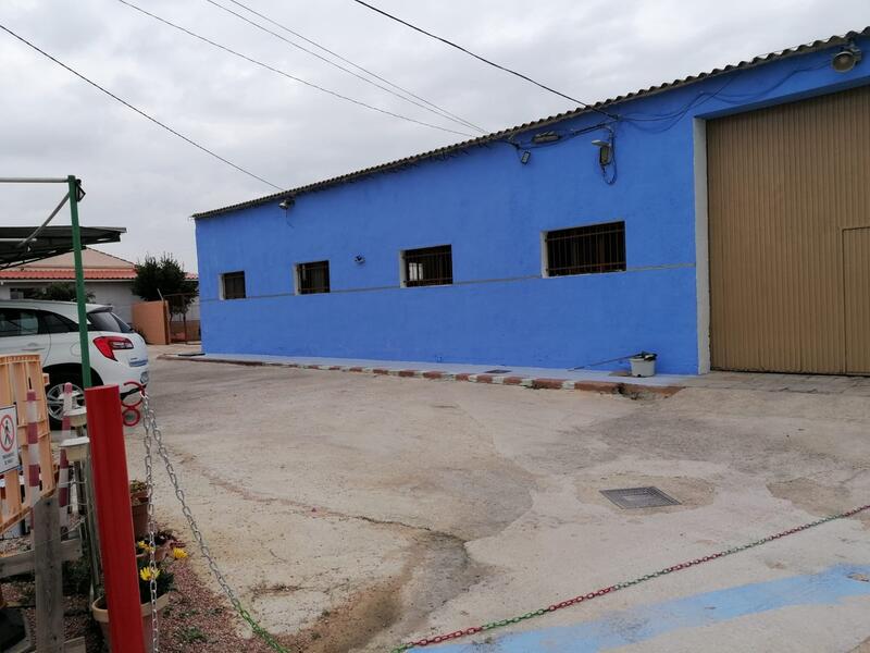 Local Comercial en venta en Los Montesinos, Alicante