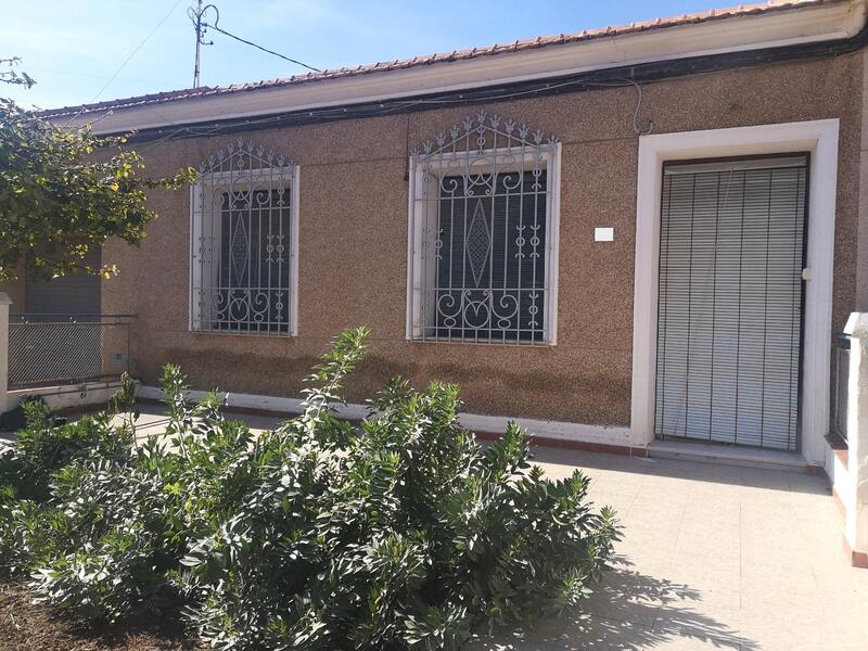 Townhouse for sale in Los Montesinos, Alicante