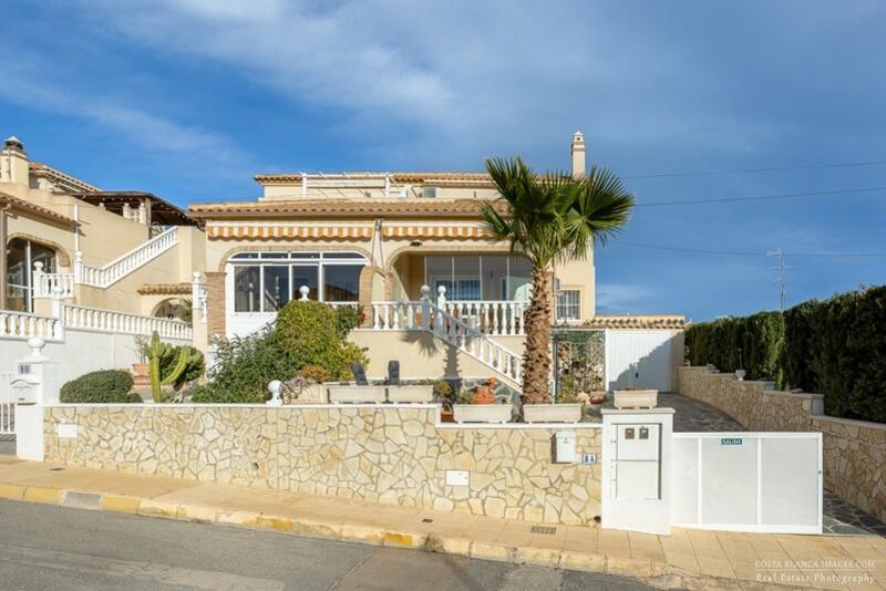 Villa till salu i Orihuela Costa, Alicante