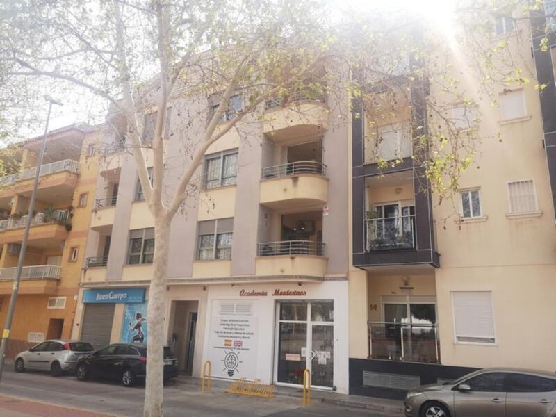 Lejlighed til salg i Los Montesinos, Alicante