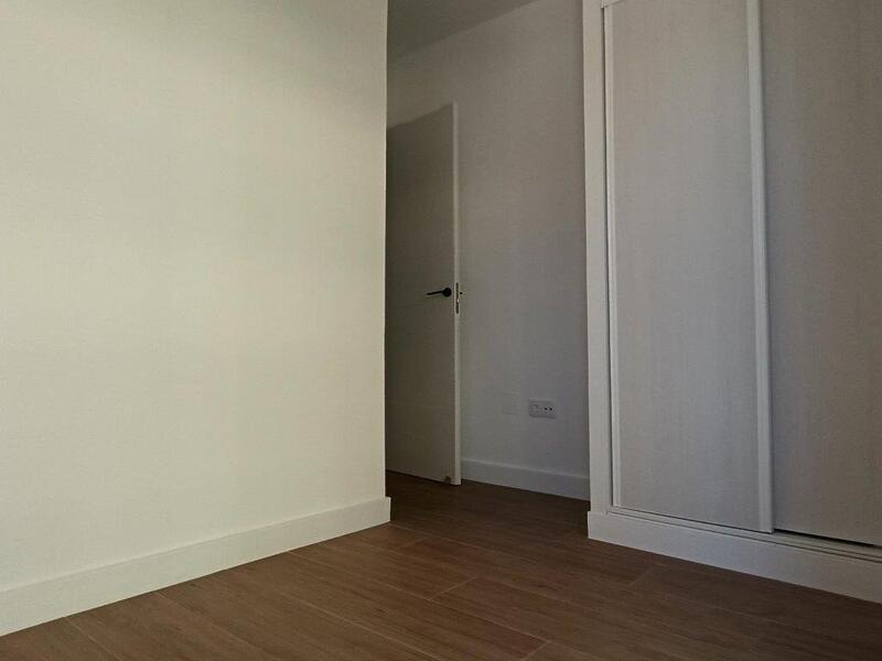 4 slaapkamer Appartement Te koop