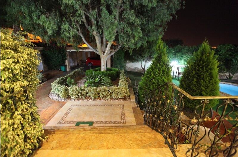 4 Schlafzimmer Villa zu verkaufen